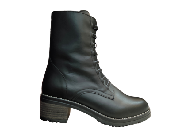 2528 BOTA PIEL VALERIA´S - Copy
